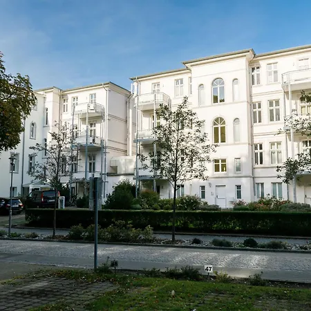 公寓 Zinnowitzer Hof App-10 By Interhome 奥斯特西巴德钦诺维茨